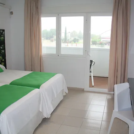 Hotel Hacienda Guadalquivir 2*